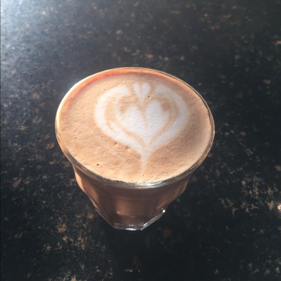 Meet your Posher, Molli - Picture 1 of 1